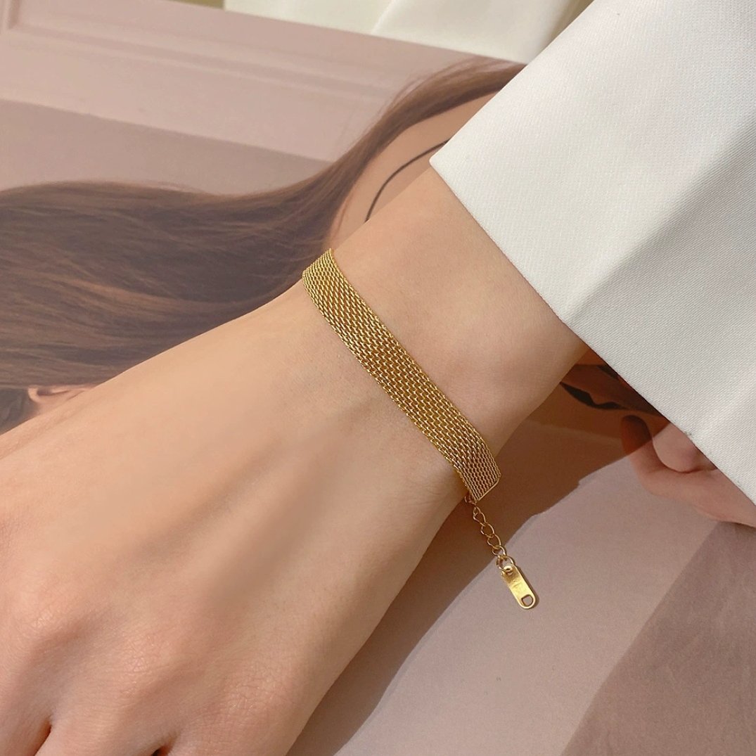 Scarlet - Glitze Accessories