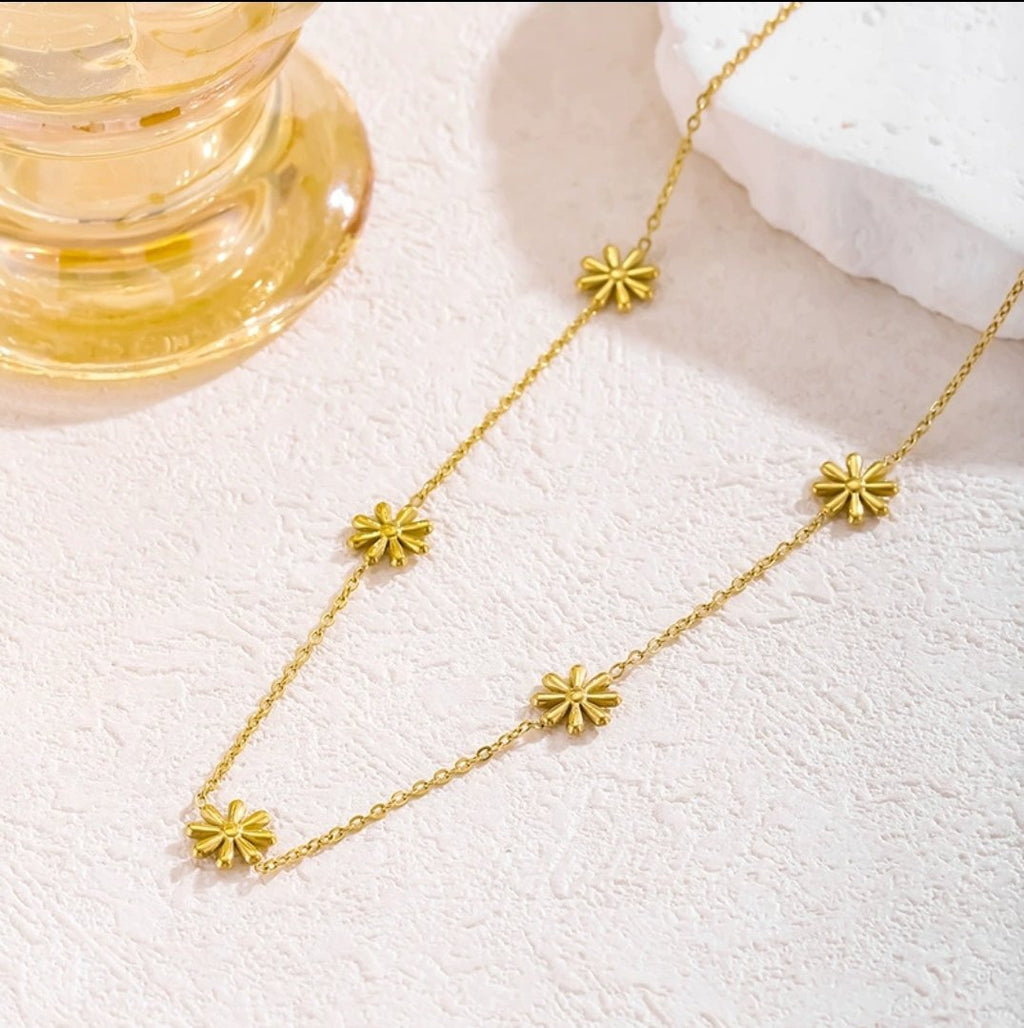 Orchia Necklace - Glitze Accessories