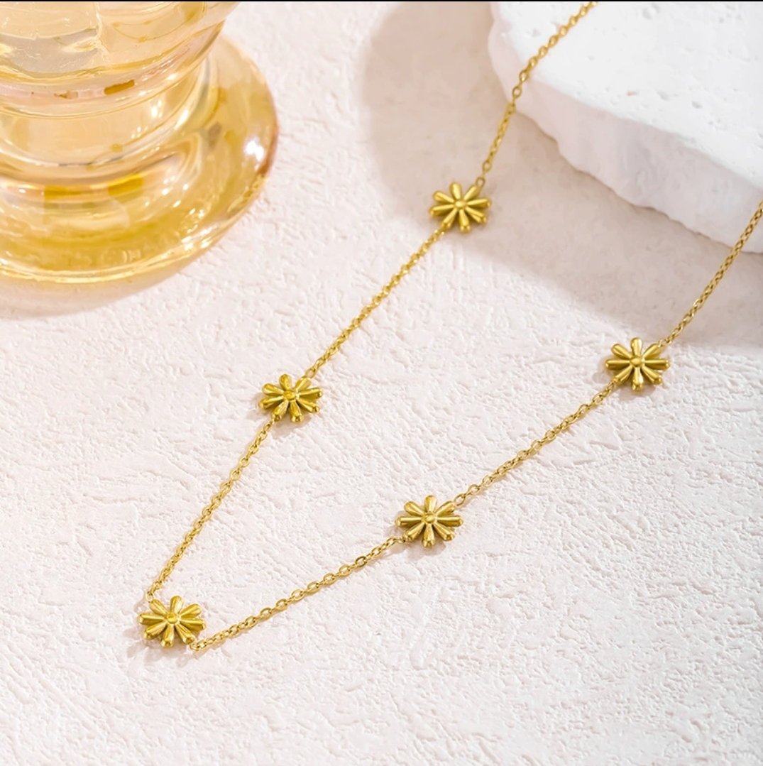 Orchia Necklace - Glitze Accessories