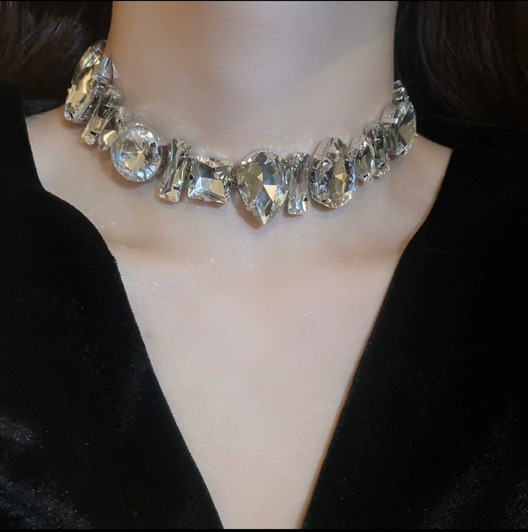 GN-0050 (Silver) - Glitze Accessories