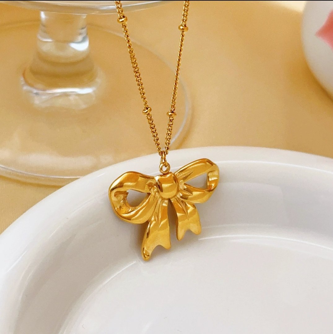 Chunky Bow Necklace - Glitze Accessories