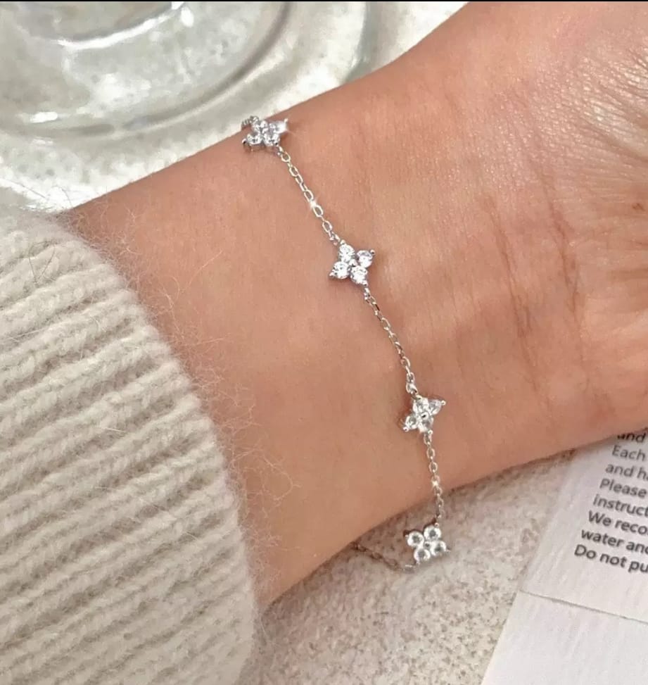 Zyrah (silver) - Glitze Accessories