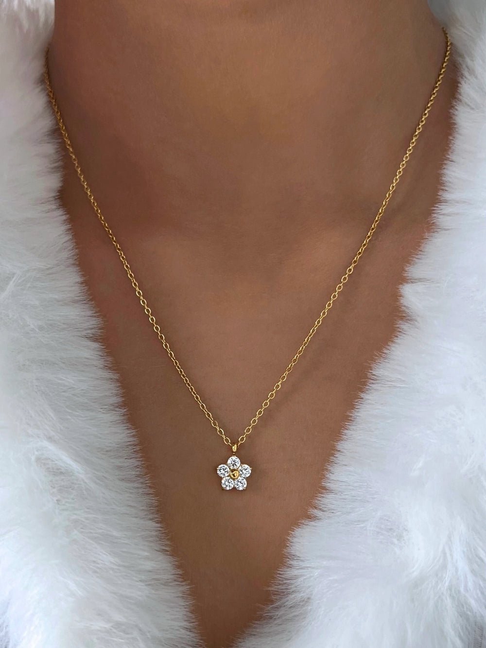 Fioren Necklace - White