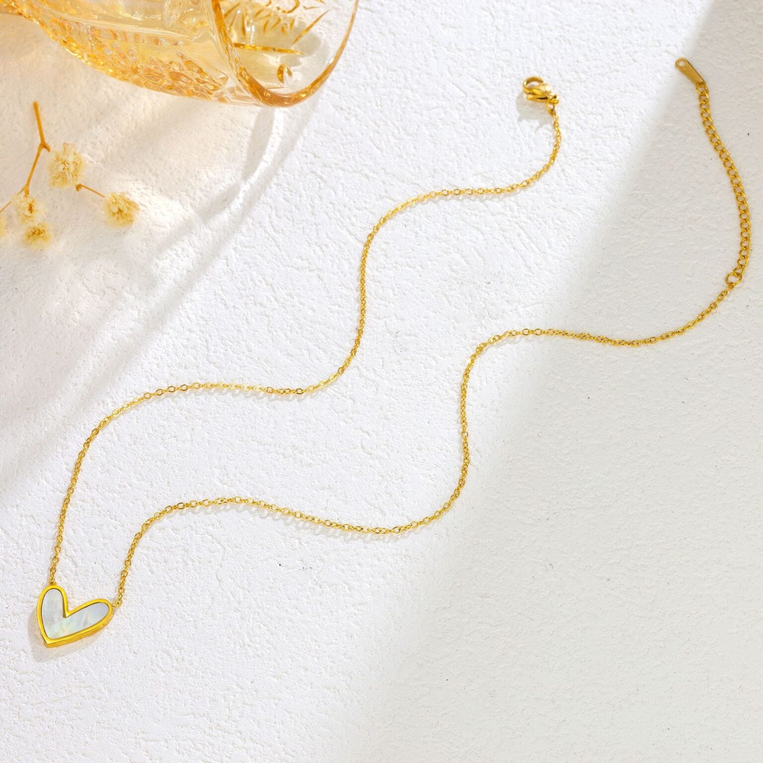 Sora Necklace (White) - Glitze Accessories