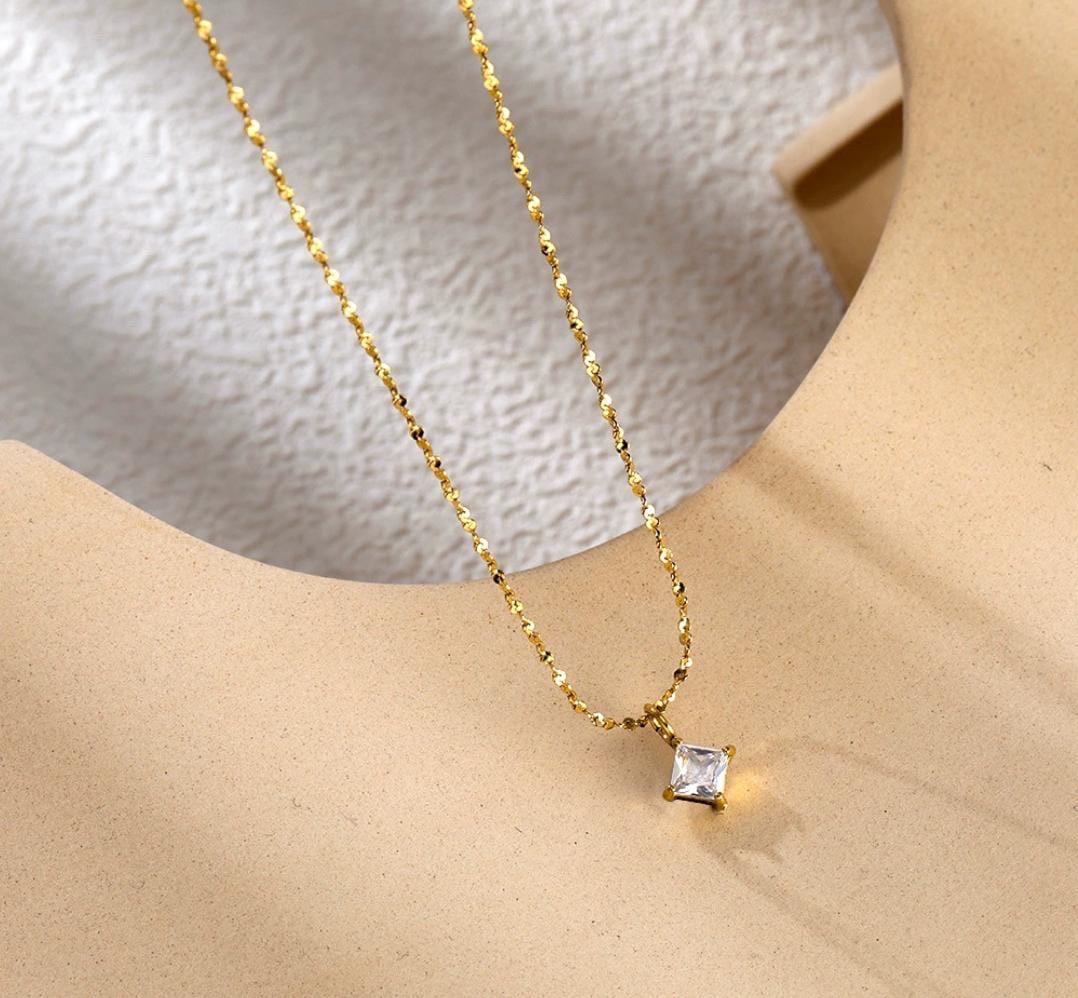 Veltara Necklace - Glitze Accessories